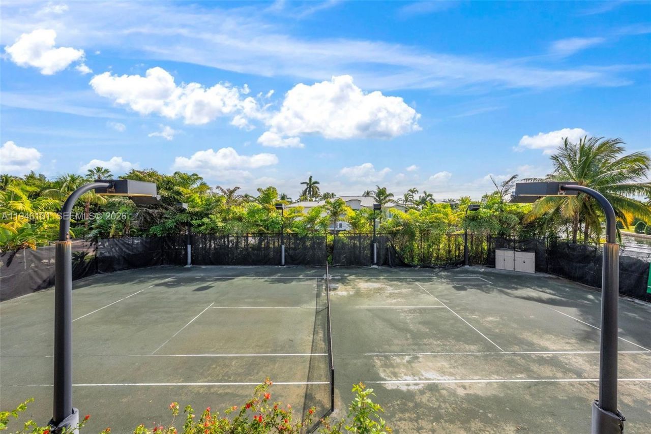 680 Golden Beach Dr , Golden Beach, FL 33160 Photo