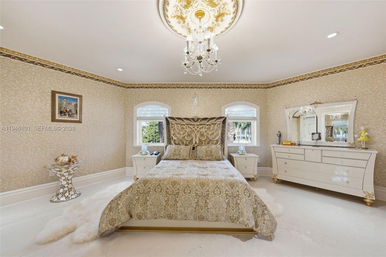 680 Golden Beach Dr , Golden Beach, FL 33160 Photo