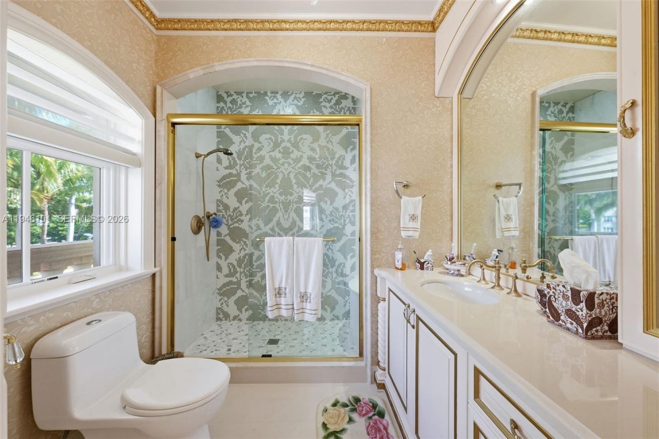 680 Golden Beach Dr , Golden Beach, FL 33160 Photo