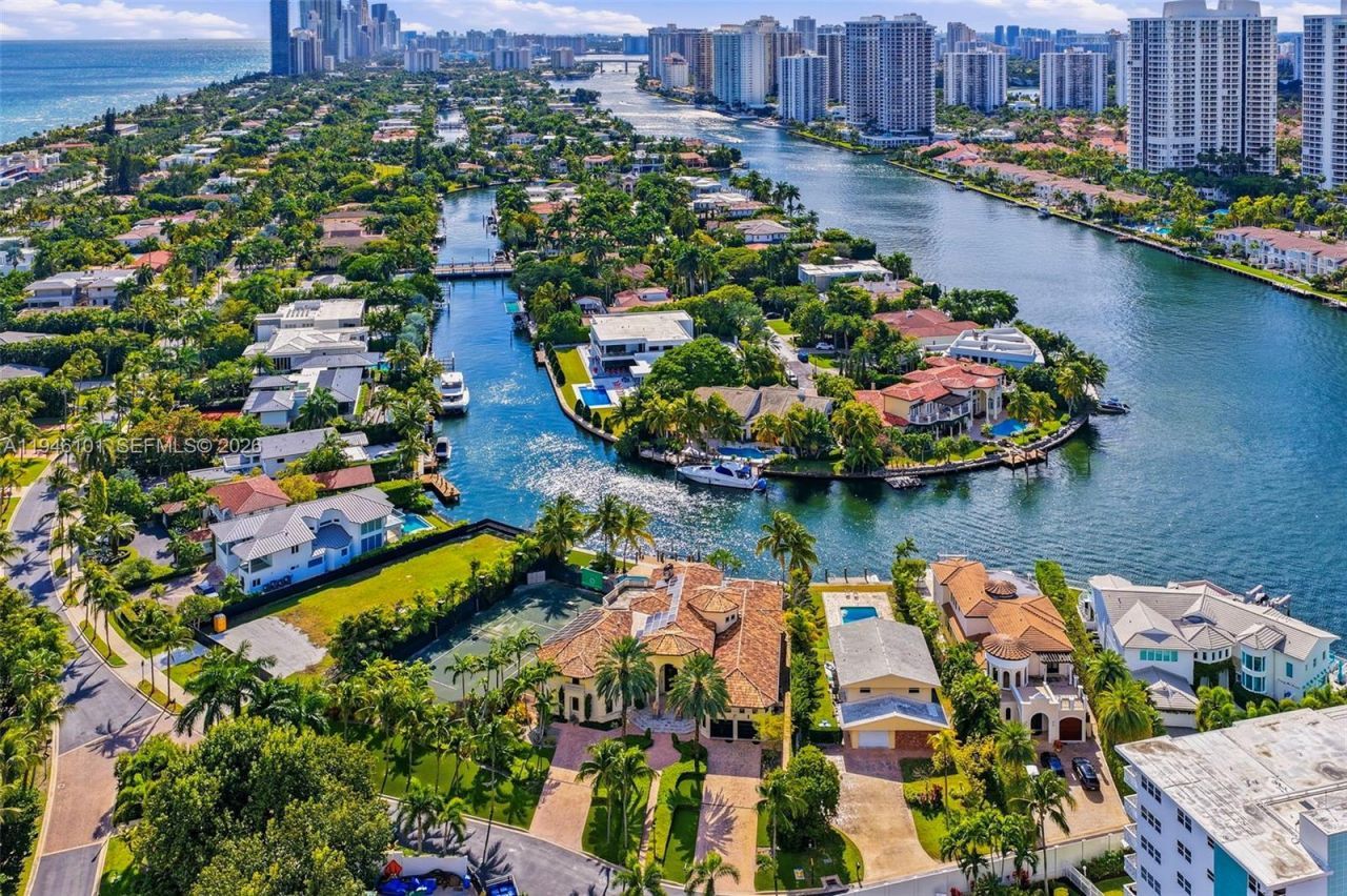 680 Golden Beach Dr , Golden Beach, FL 33160 Photo