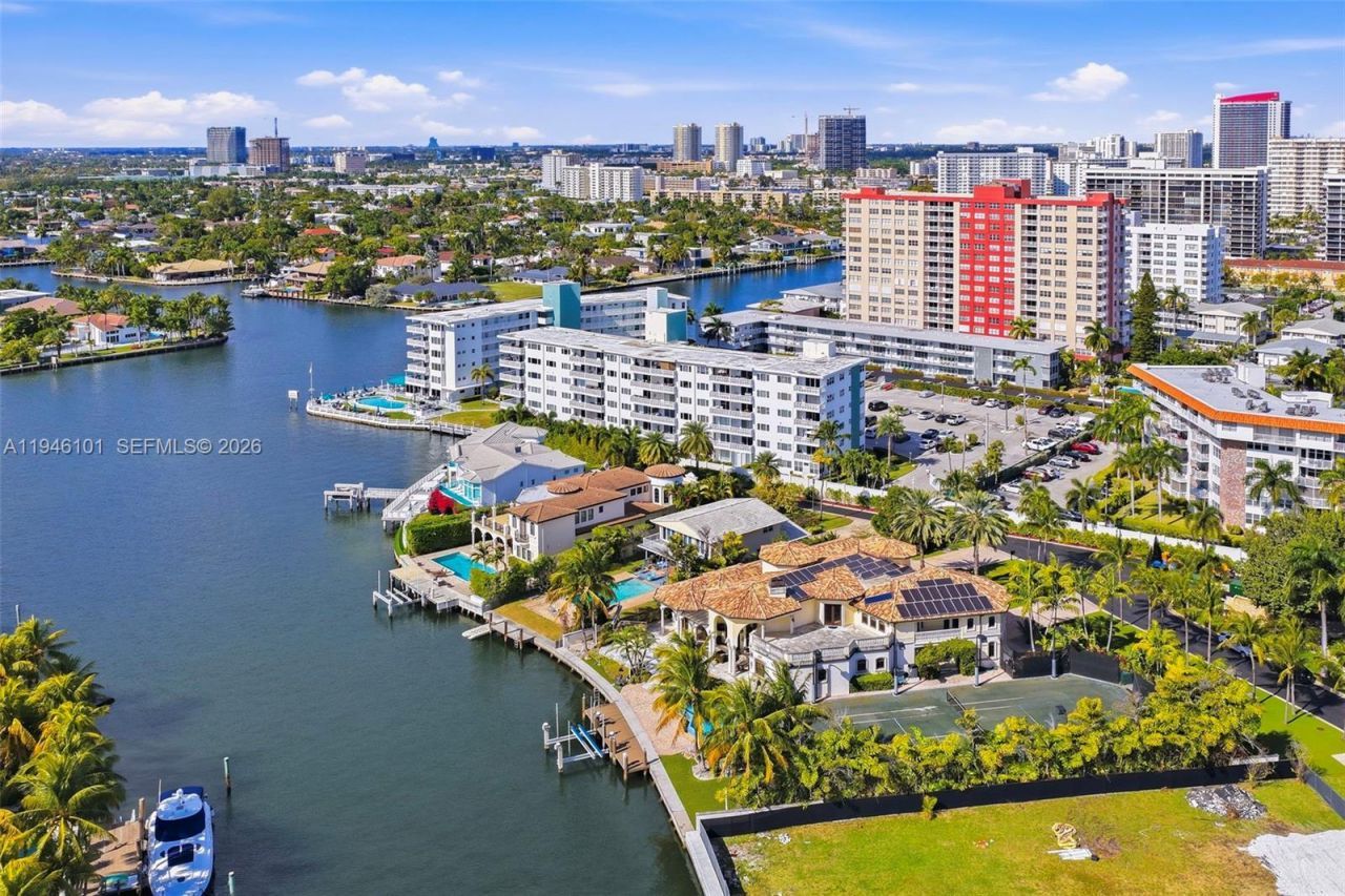 680 Golden Beach Dr , Golden Beach, FL 33160 Photo