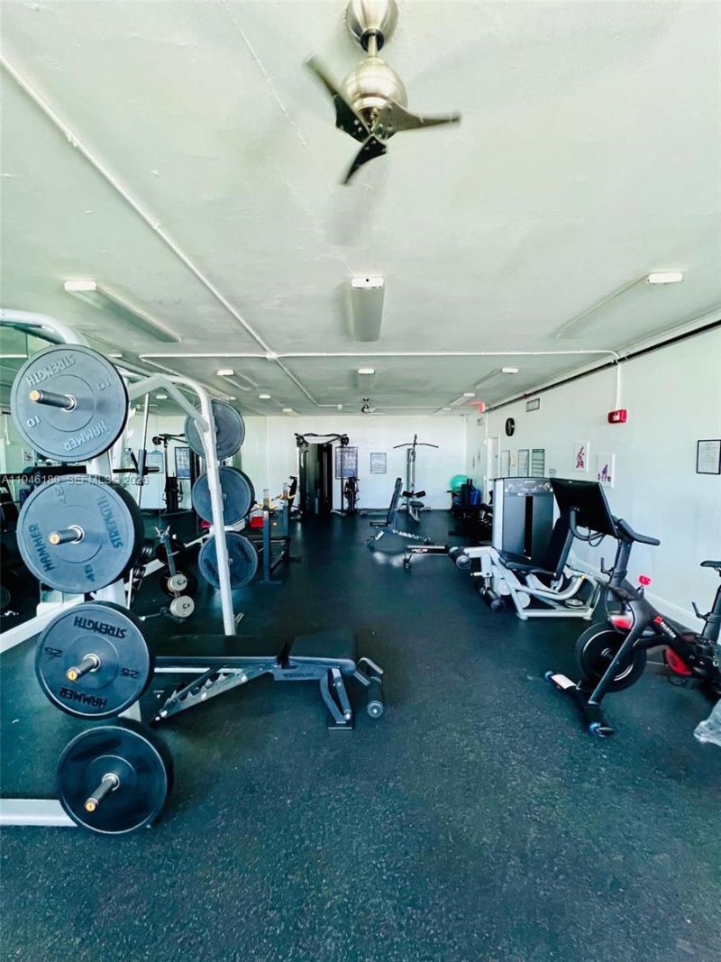 2655 Collins Ave, Unit 406, Miami Beach, FL 33140 Photo