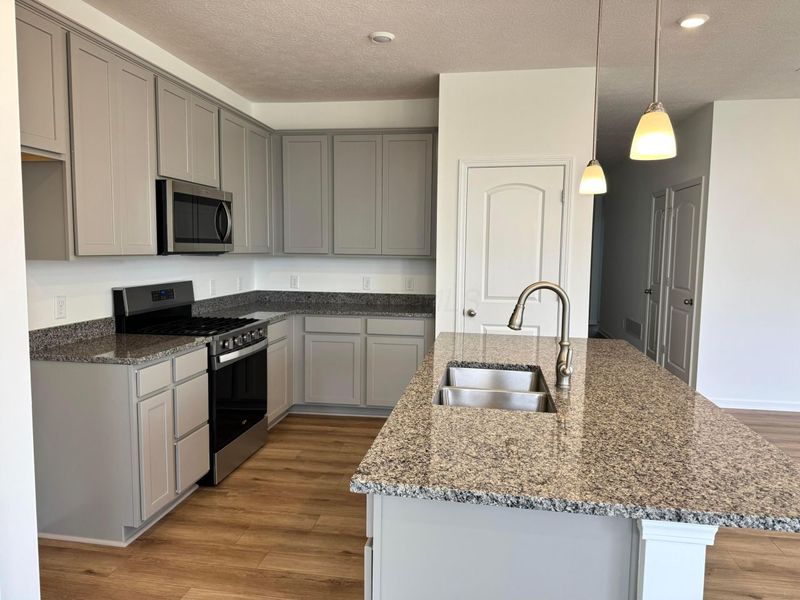 310 Fortune Drive, Unit Lot 142, Galloway, OH 43119 Photo 4