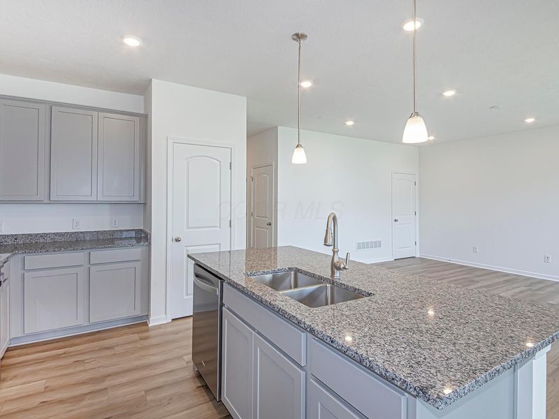 310 Fortune Drive, Unit Lot 142, Galloway, OH 43119 Photo 5