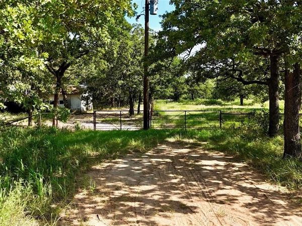 120 Nocona Drive, Nocona, TX 76255