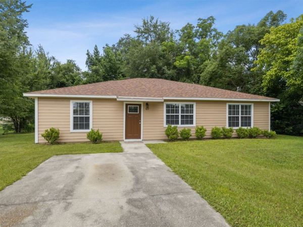 423 SOUTH Boulevard, Macclenny, FL 32063