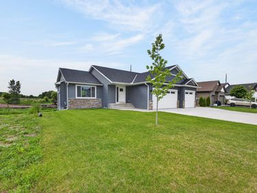 11411 Latham Lane, Chisago City, MN 55013