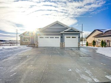 11411 Latham Lane, Chisago City, MN 55013