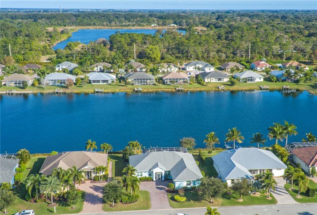 715 Yearling Trail, Sebastian, FL 32958 Photo