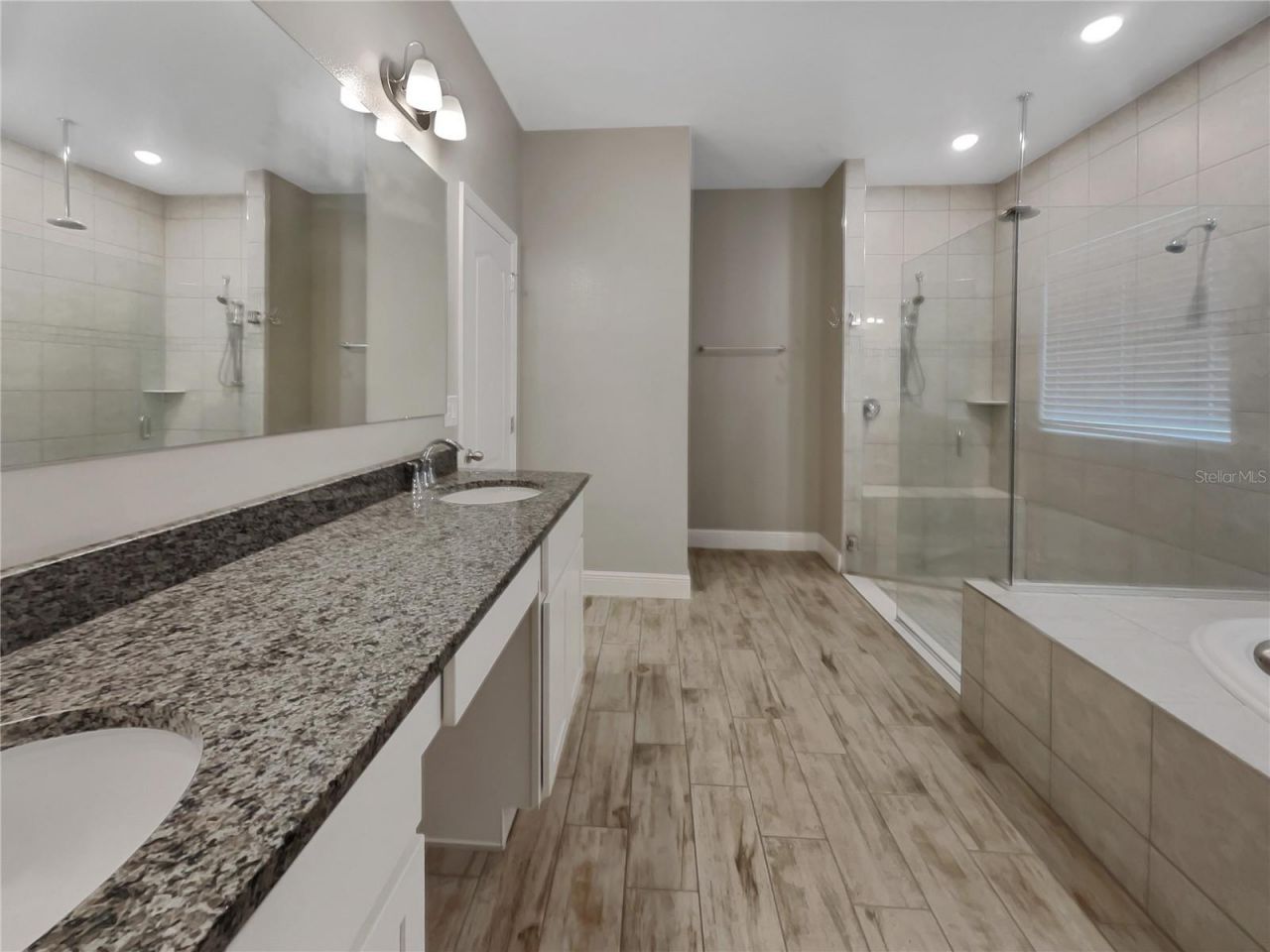 1657 Marsh Pointe Drive, Clermont, FL 34711 Photo