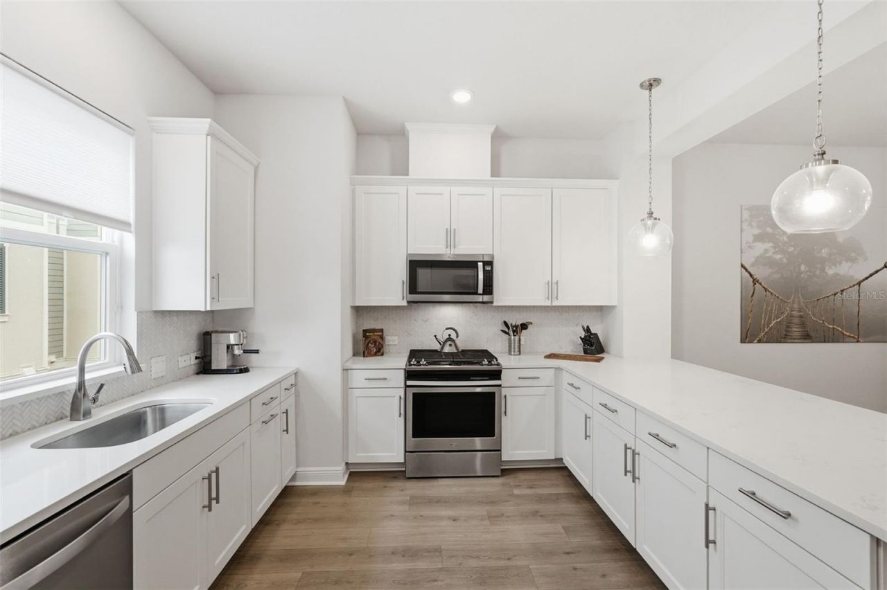 262 8th Street N, Saint Petersburg, FL 33701 Photo