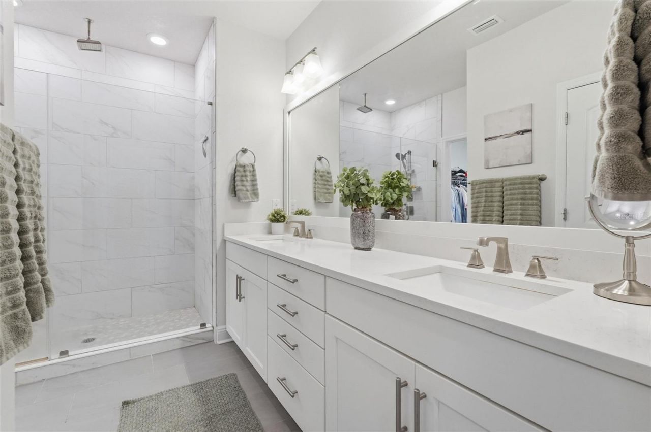 262 8th Street N, Saint Petersburg, FL 33701 Photo