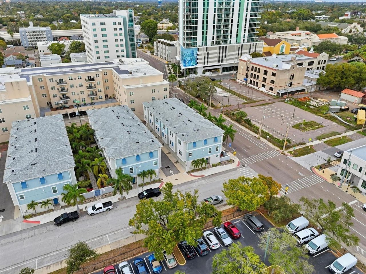 262 8th Street N, Saint Petersburg, FL 33701 Photo