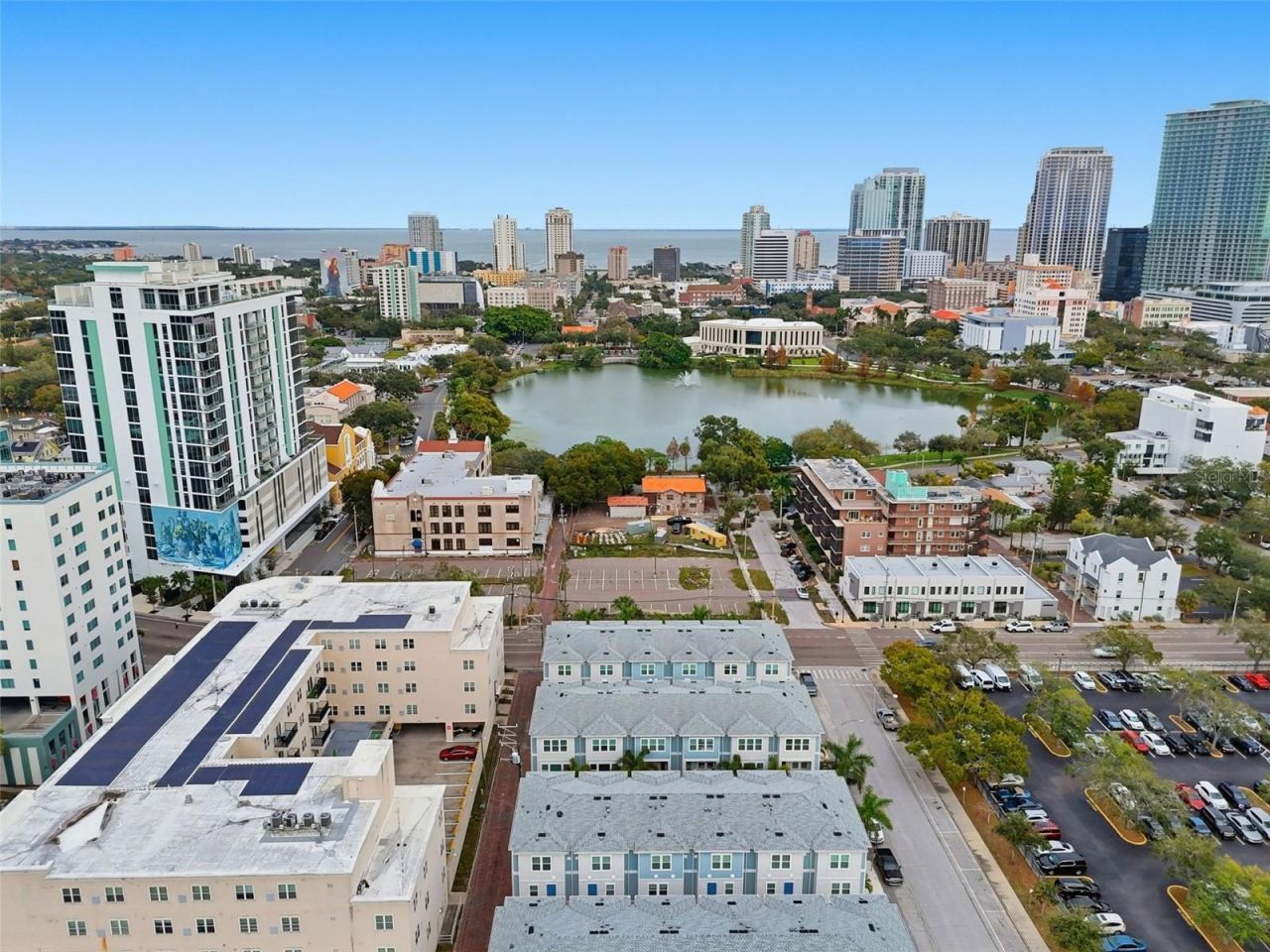 262 8th Street N, Saint Petersburg, FL 33701 Photo