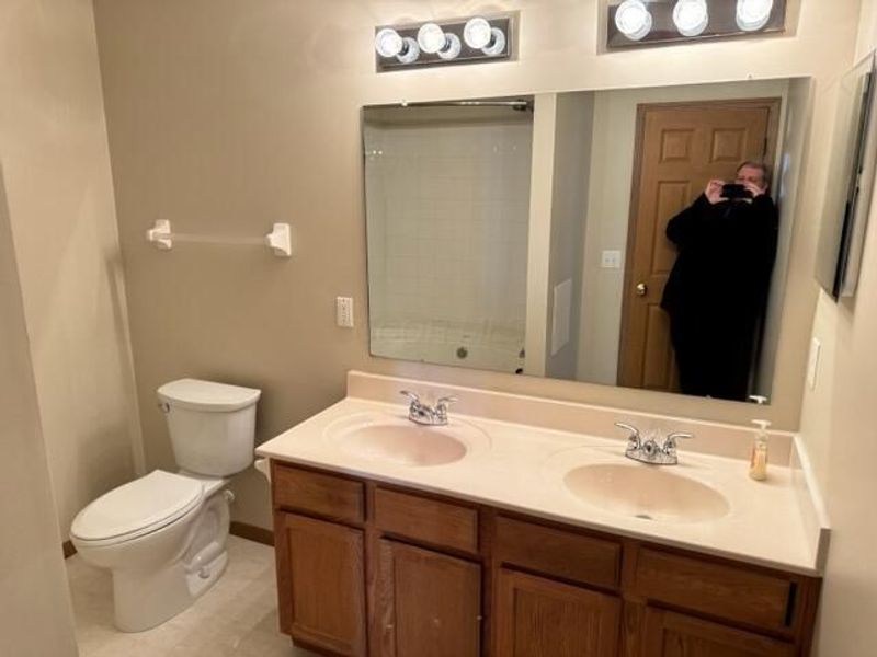 5579 Eagle Harbor Drive , Westerville, OH 43081 Photo 12