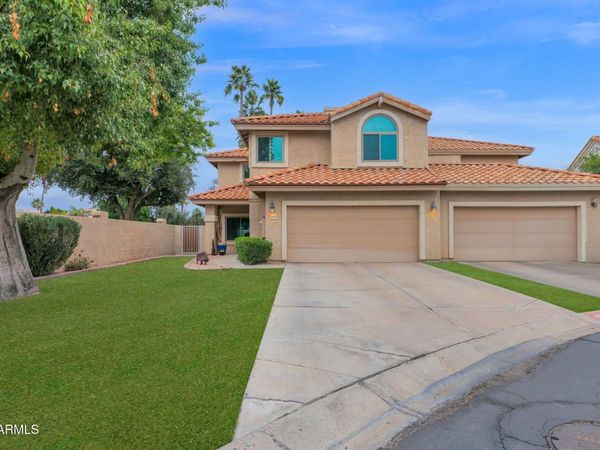 449 S MARINA Drive, Gilbert, AZ 85233