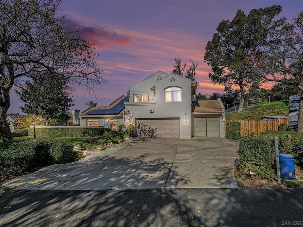 627 Valley Grove Ln, Escondido, CA 92025