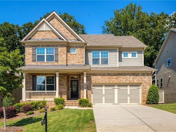 2860 Prestwood Drive , Cumming, GA 30040