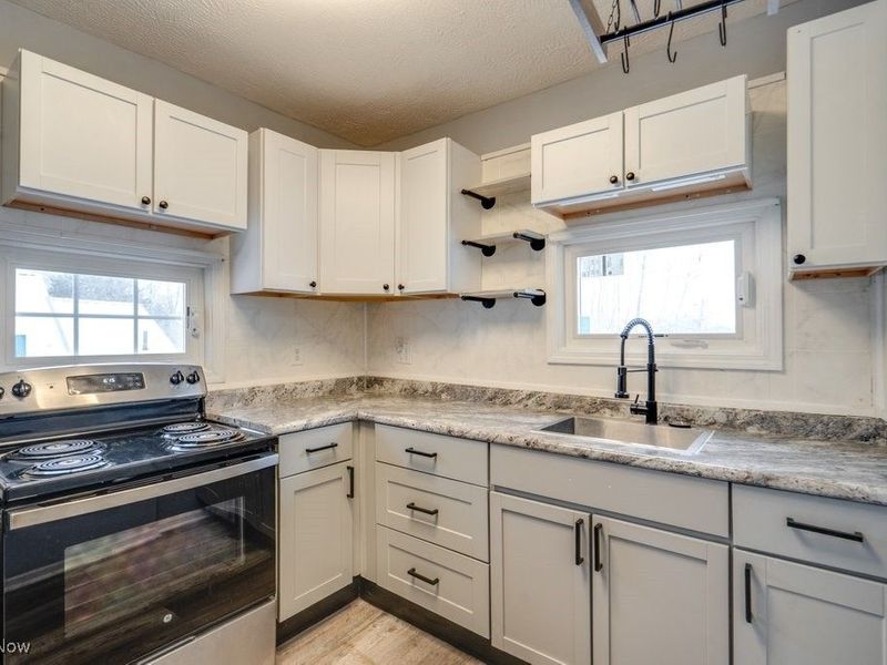 2643 Monroe Street, Lakemore, OH 44250 Photo 16