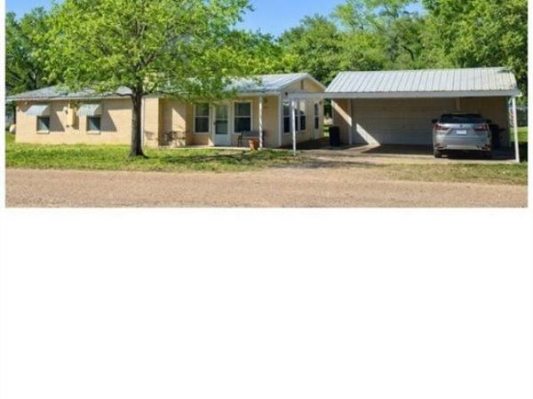 533 County Road 1627, Clifton, TX 76634
