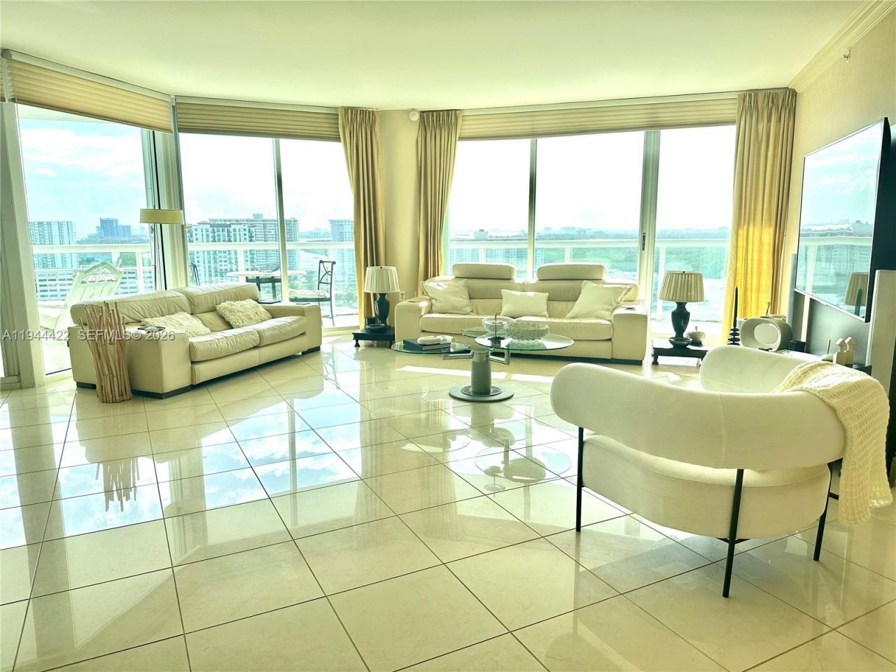 16500 Collins Ave , Unit 1954, Sunny Isles Beach, FL 33160 Photo