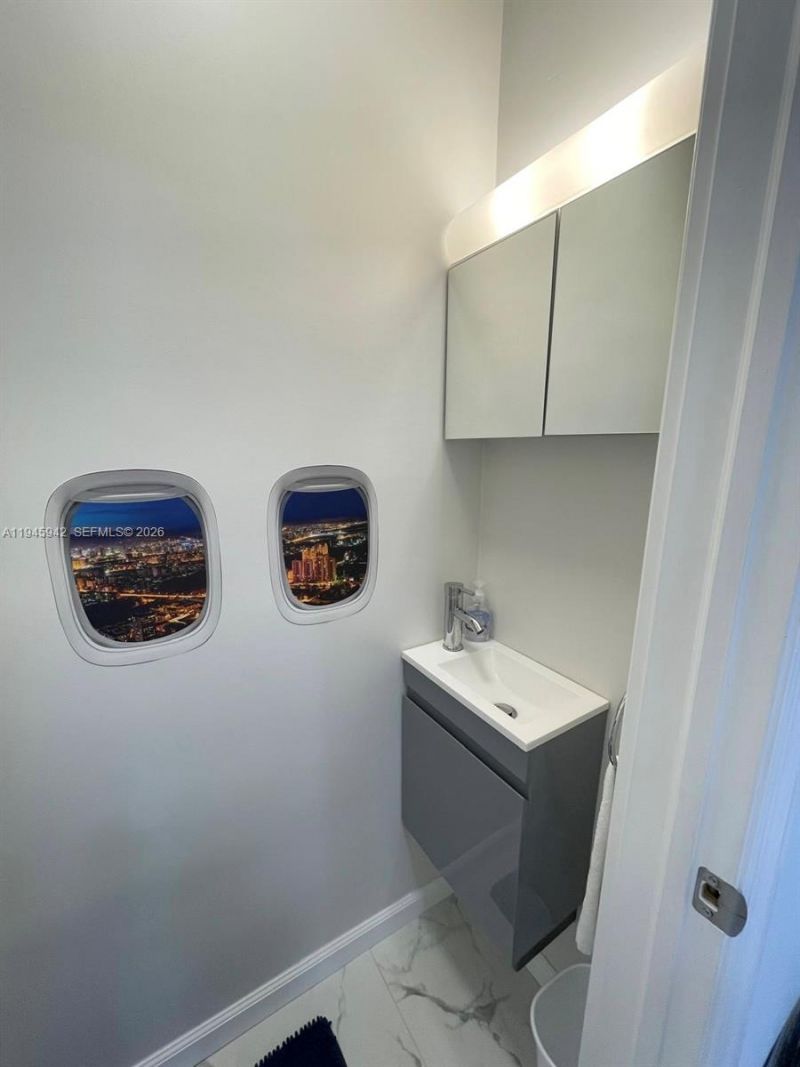 9065 Thunderbird Dr , Coral Springs, FL 33065 Photo