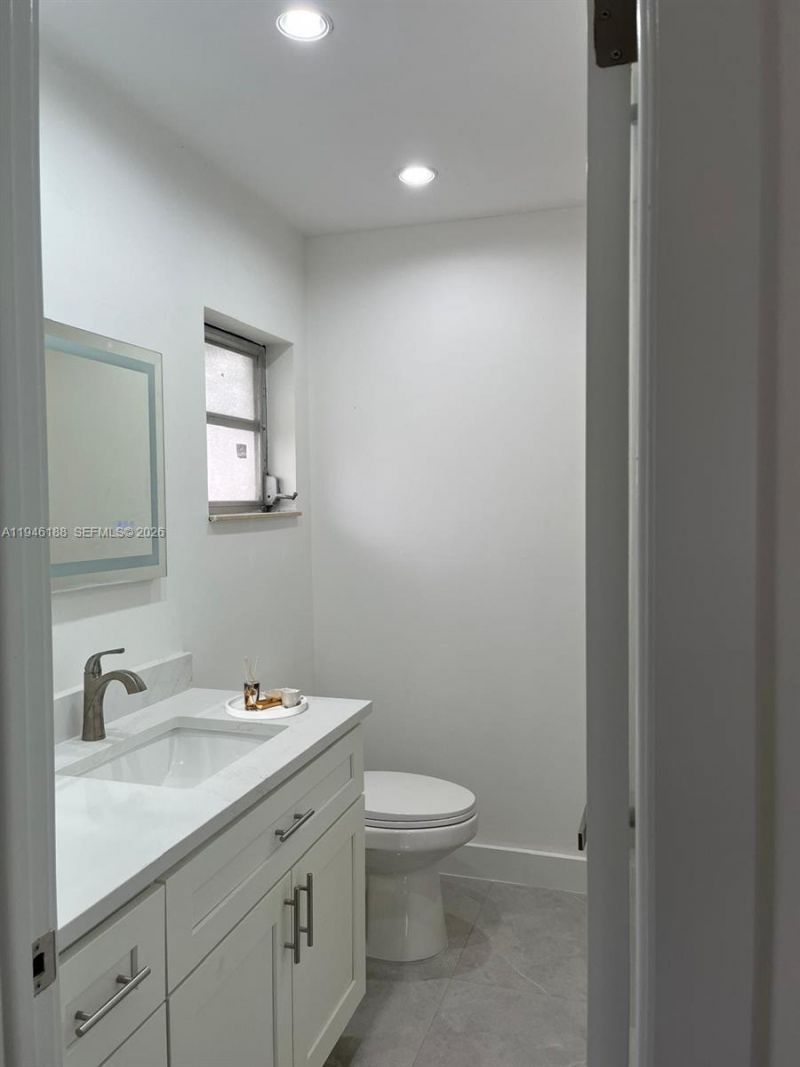 1832 SW 17th St, Boynton Beach, FL 33426 Photo