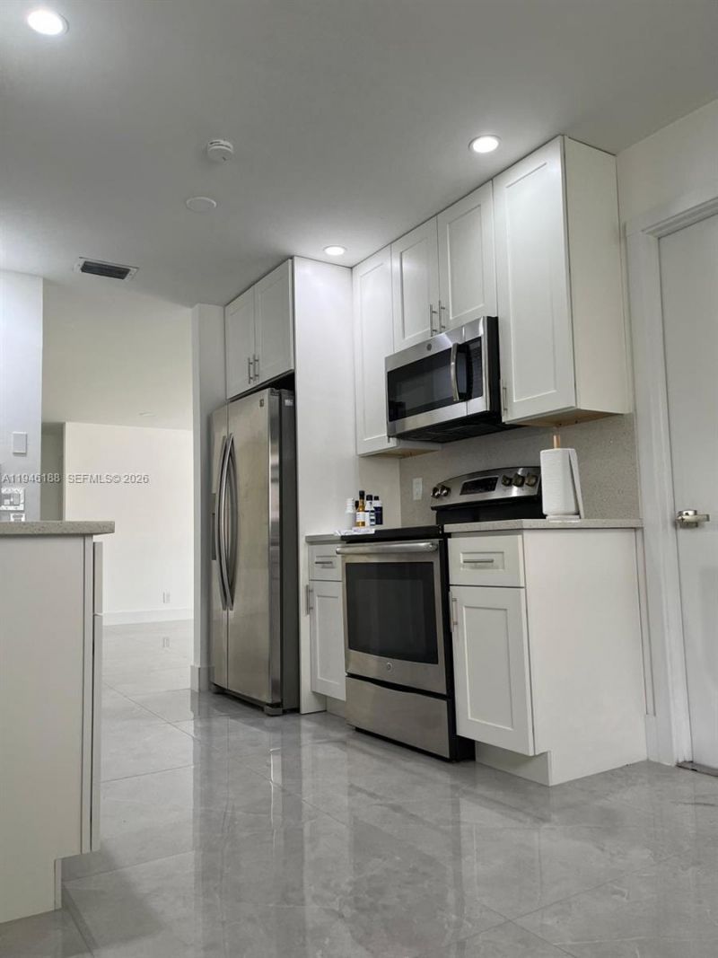 1832 SW 17th St, Boynton Beach, FL 33426 Photo