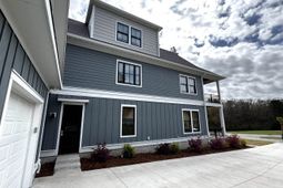 825 Commanders Island Dr. photo 4