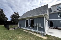 825 Commanders Island Dr. photo 4