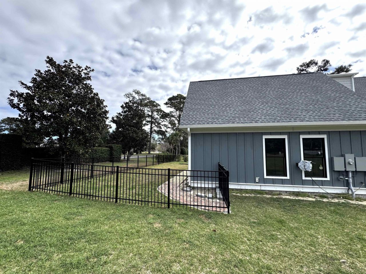 825 Commanders Island Dr. Photo 4