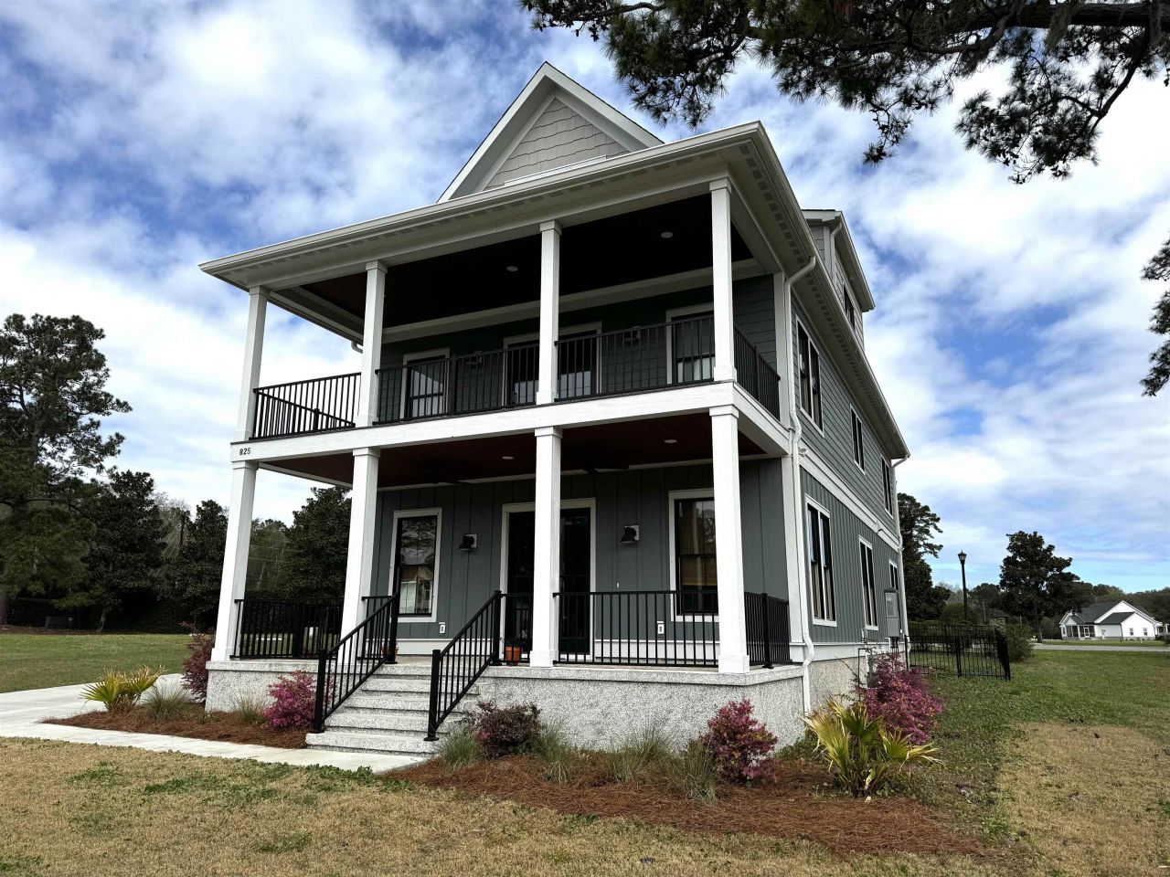 825 Commanders Island Dr. Photo 8