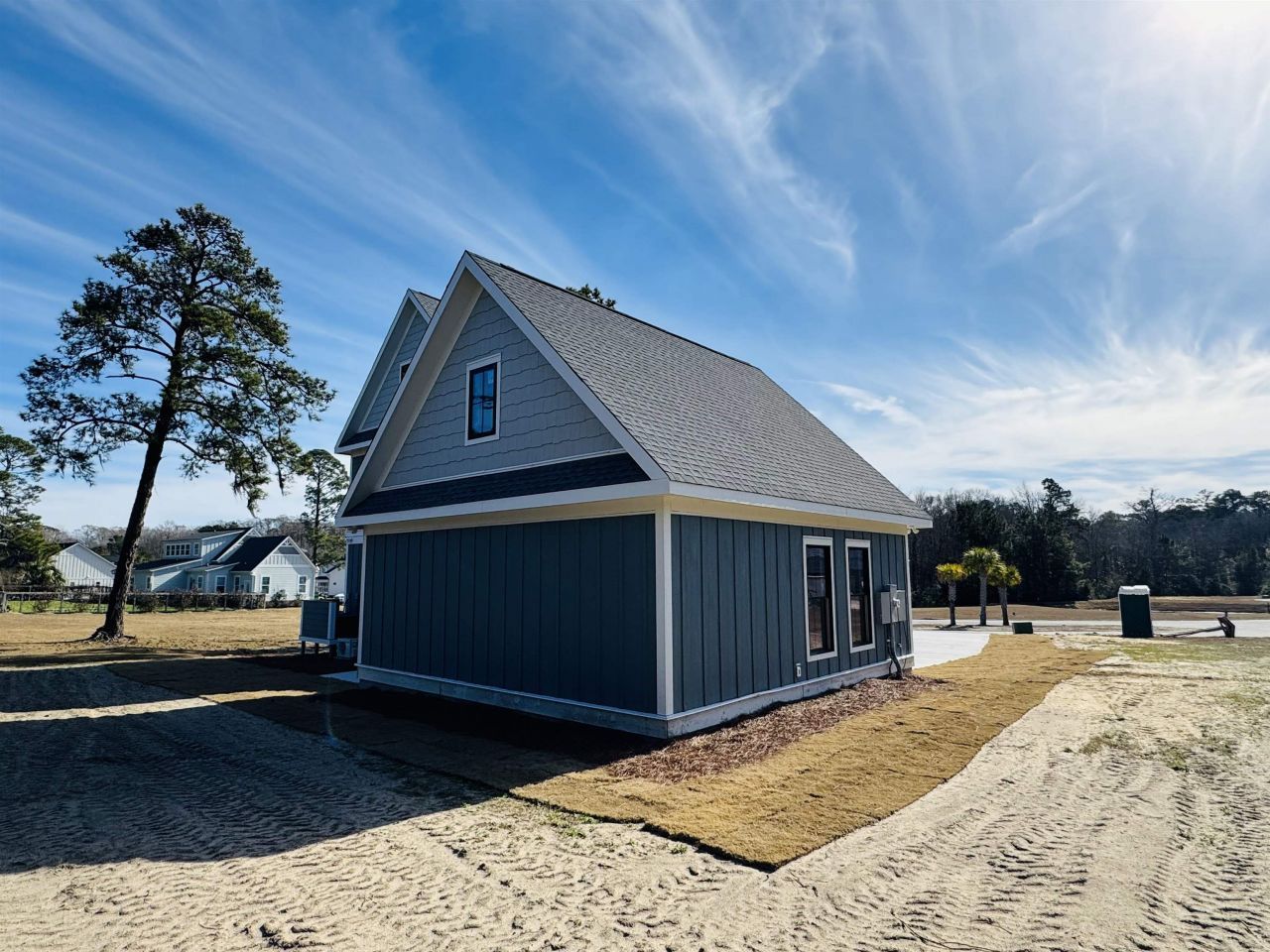 825 Commanders Island Dr. Photo 8