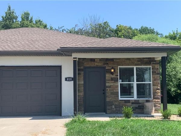 810 Riffle Drive, Pleasant Hill, MO 64080