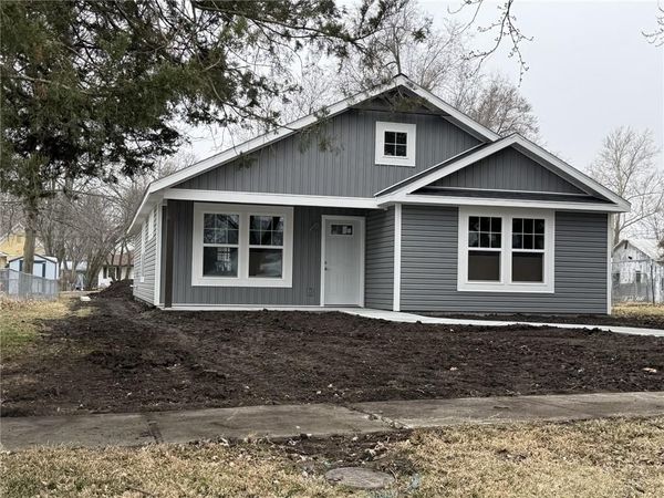 315 W Cornhill Street, Cameron, MO 64429