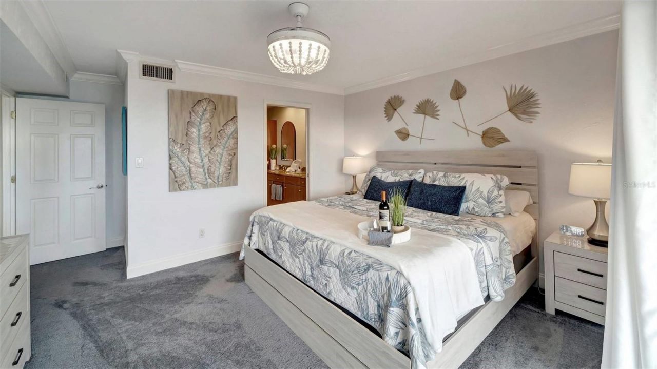 1125 W Peppertree Drive, Unit 705, Sarasota, FL 34242 Photo