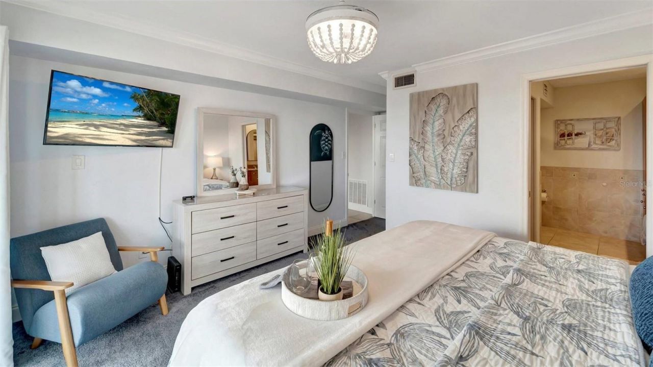 1125 W Peppertree Drive, Unit 705, Sarasota, FL 34242 Photo