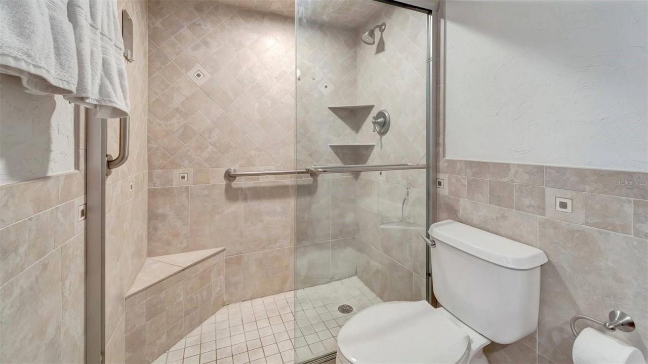 1125 W Peppertree Drive, Unit 705, Sarasota, FL 34242 Photo