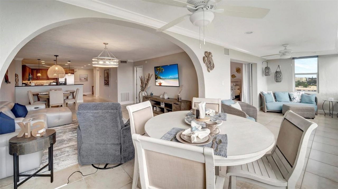 1125 W Peppertree Drive, Unit 705, Sarasota, FL 34242 Photo