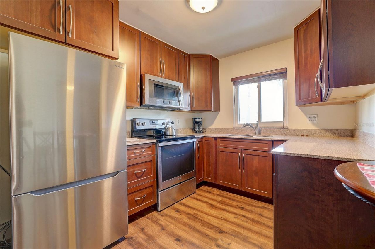 2304 Ringling Boulevard, Unit 217, Sarasota, FL 34237 Photo