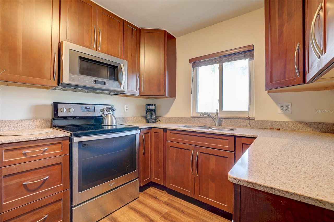 2304 Ringling Boulevard, Unit 217, Sarasota, FL 34237 Photo