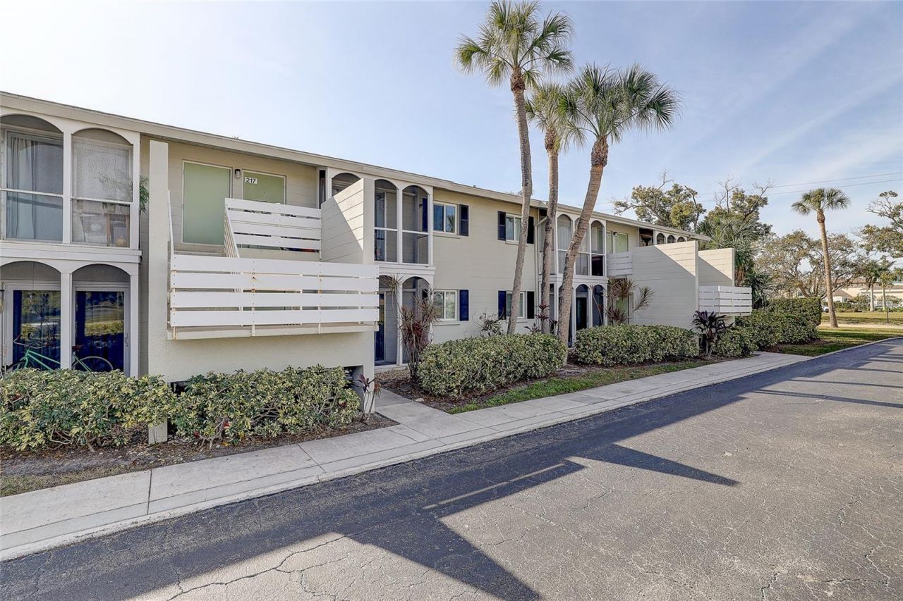 2304 Ringling Boulevard, Unit 217, Sarasota, FL 34237 Photo