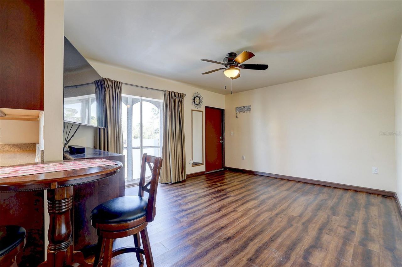 2304 Ringling Boulevard, Unit 217, Sarasota, FL 34237 Photo