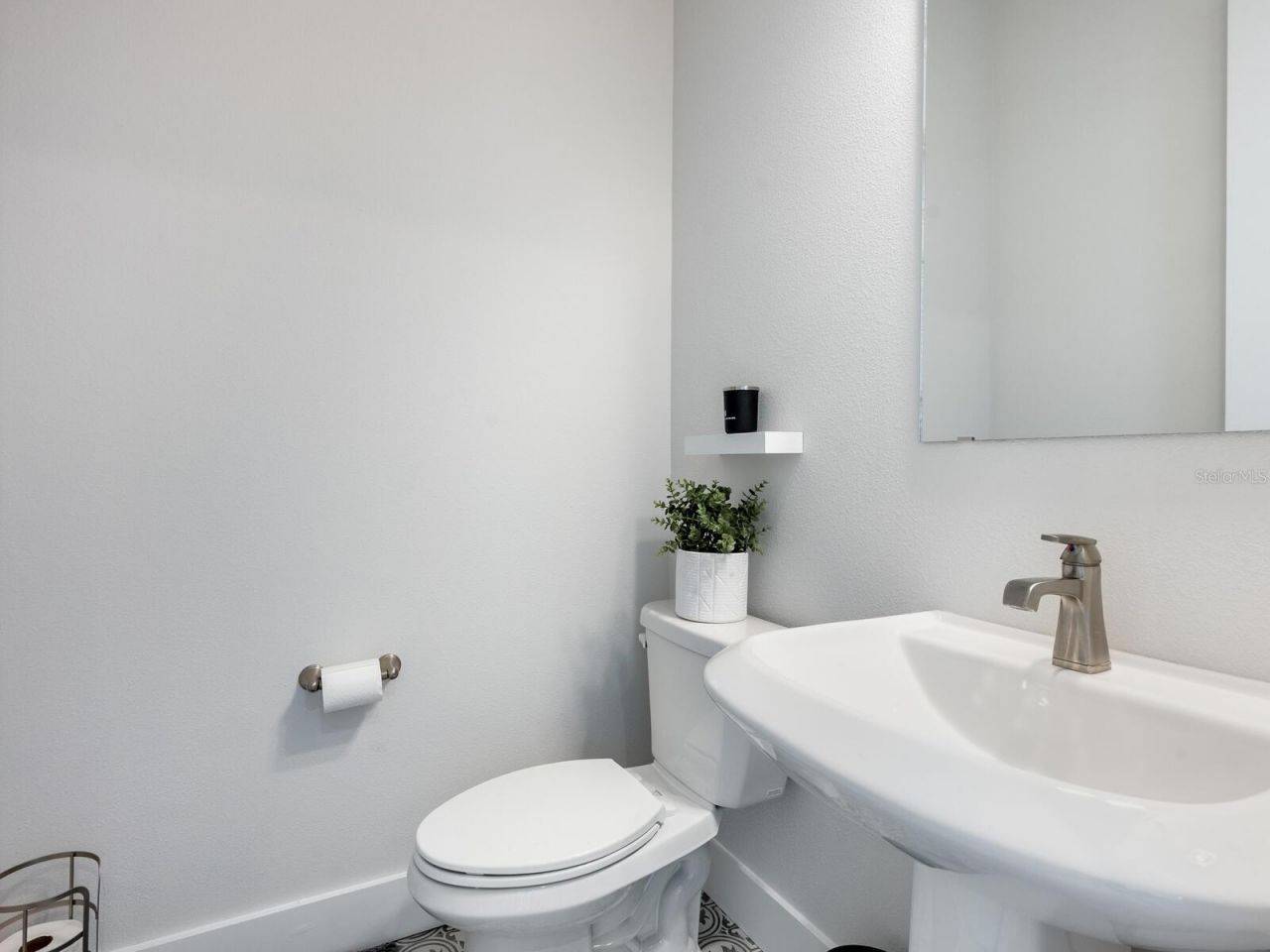 451 Wingfield Drive, Sarasota, FL 34237 Photo