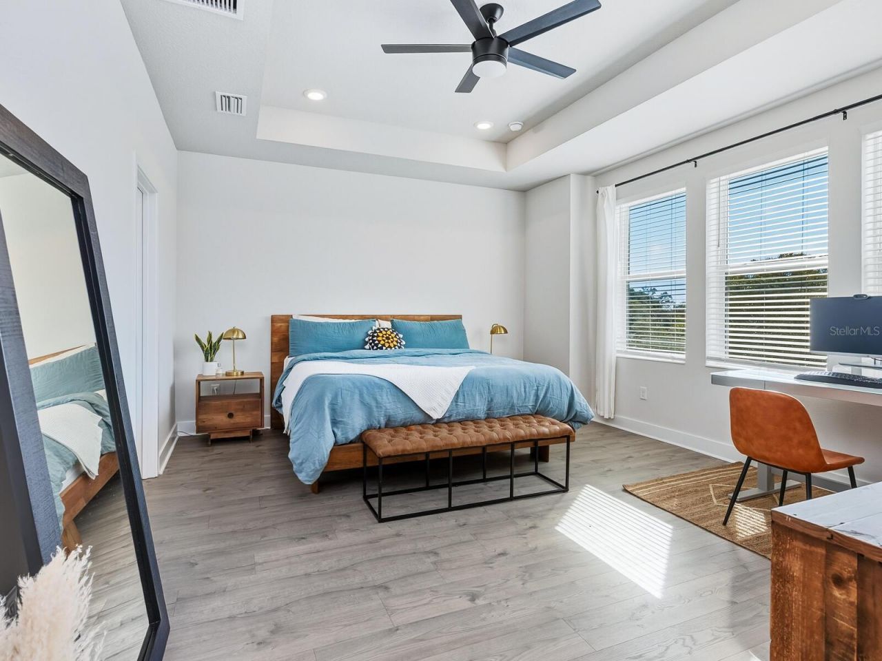 451 Wingfield Drive, Sarasota, FL 34237 Photo