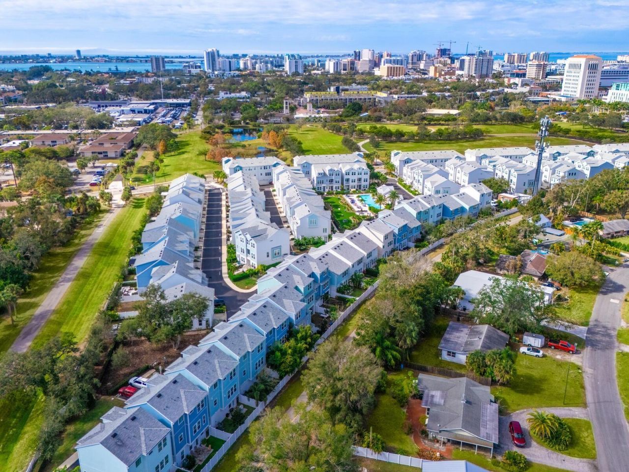 451 Wingfield Drive, Sarasota, FL 34237 Photo