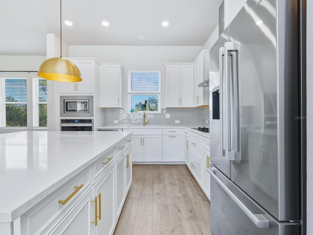 451 Wingfield Drive, Sarasota, FL 34237 Photo