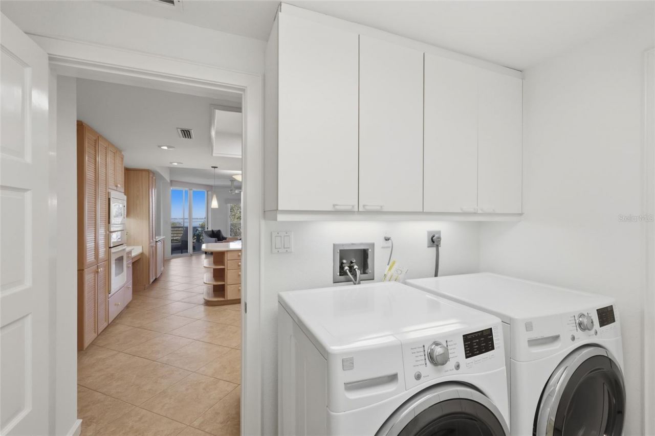 2550 Harbourside Drive, Unit 333, Longboat Key, FL 34228 Photo