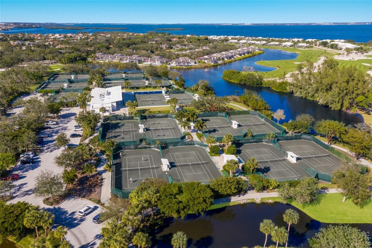 2550 Harbourside Drive, Unit 333, Longboat Key, FL 34228 Photo