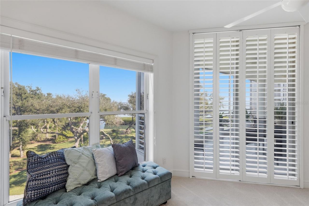 2550 Harbourside Drive, Unit 333, Longboat Key, FL 34228 Photo